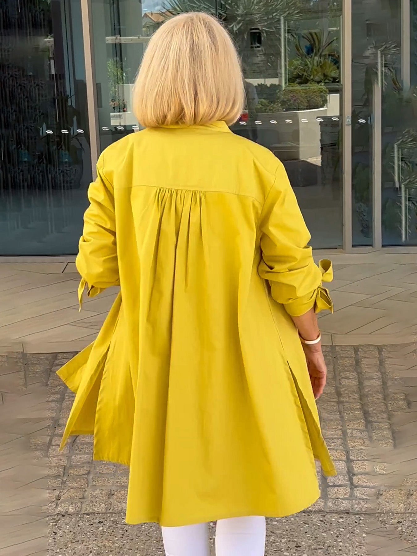 Veste longue en coton de couleur unie pour femme, coupe trapèze, flatteuse, froncée dans le dos