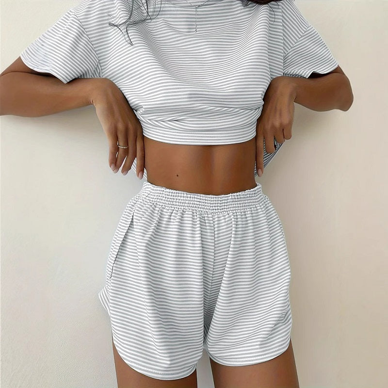 🔥Hot Sales 48% OFF - Sidodelade Shorts För Kvinnor Pyjamasset Randigt tryck Crew Neck Kortärmad