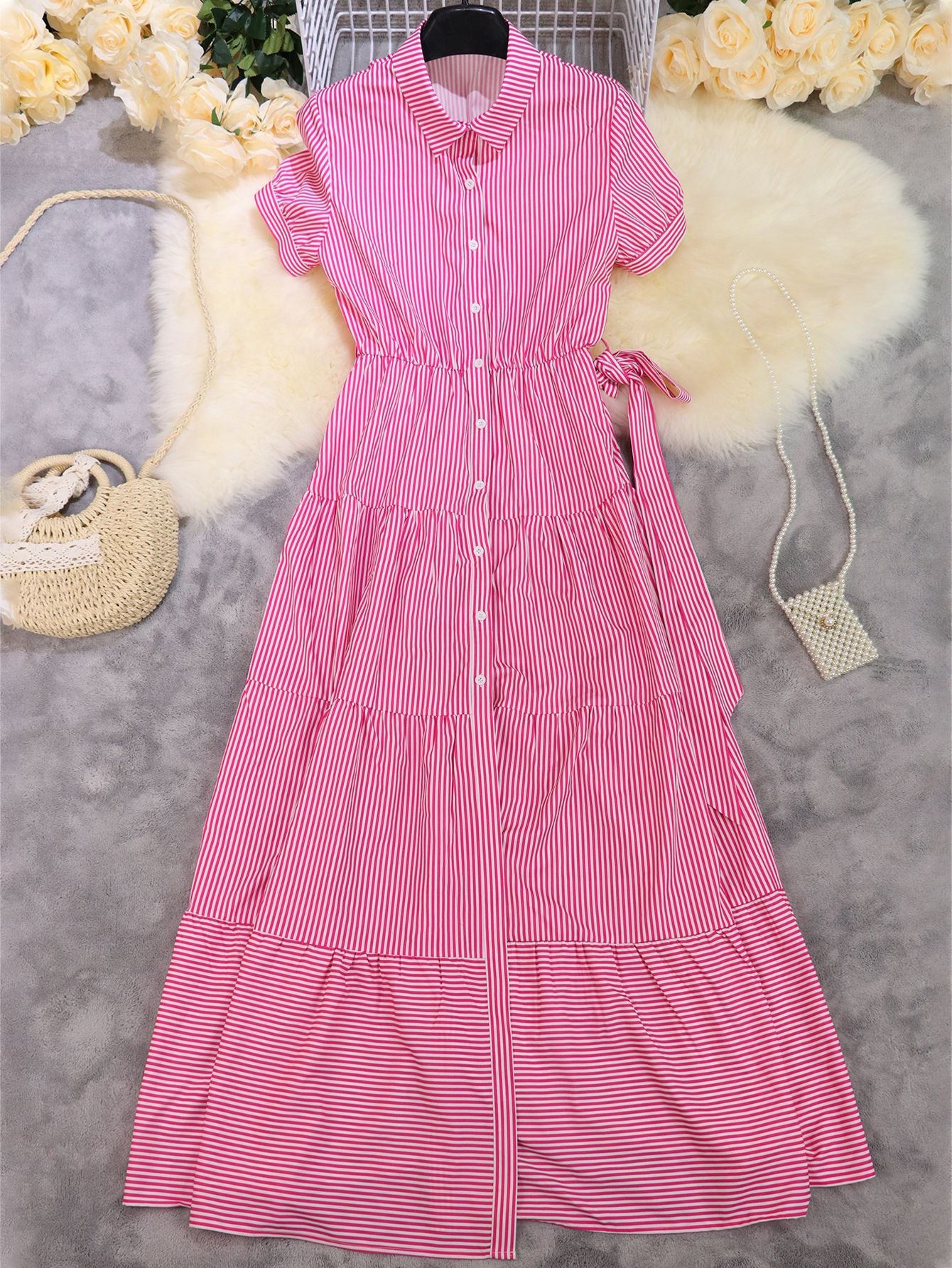 Short-Sleeved V-Neck Ruffled Summer Dress